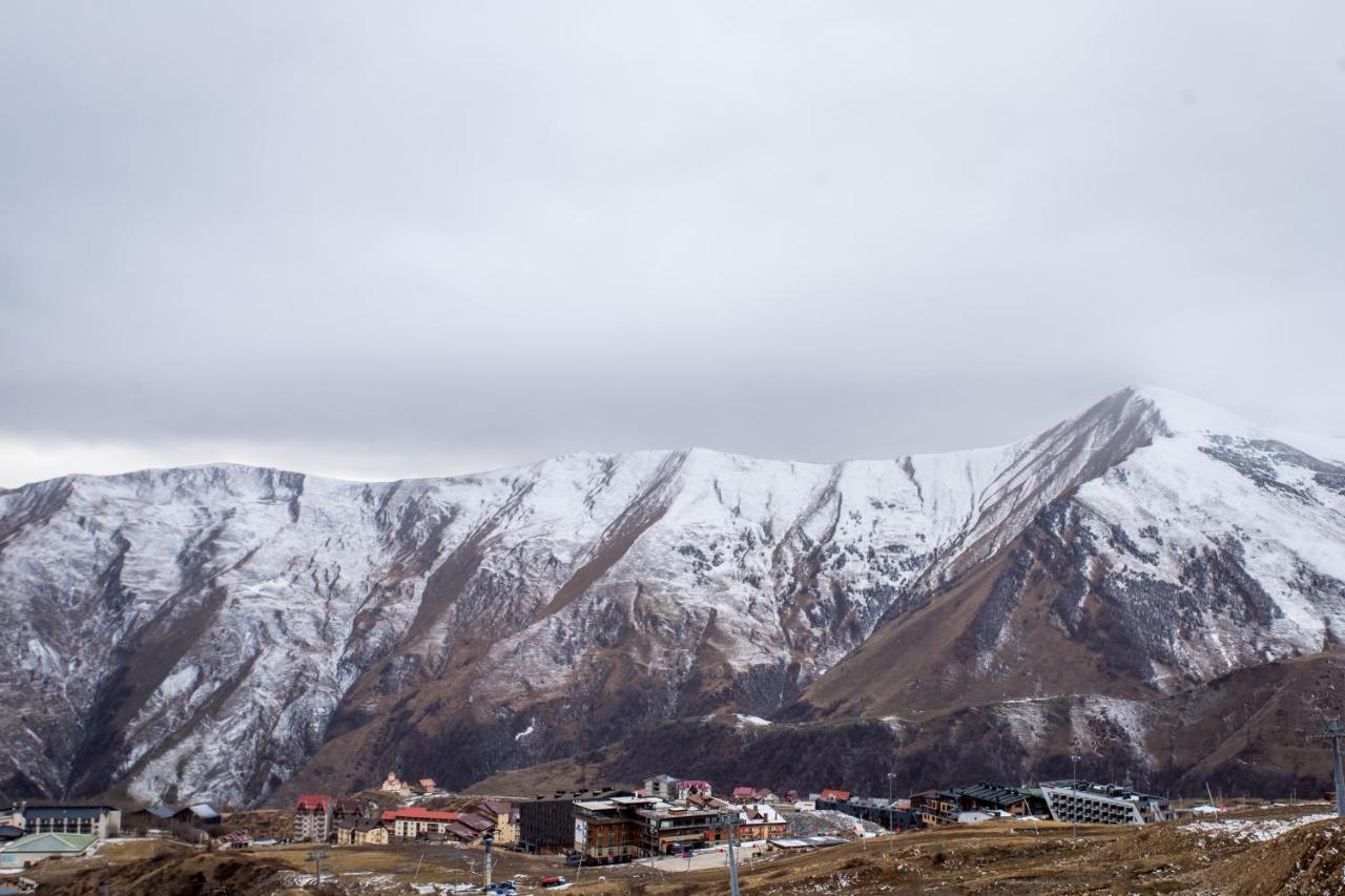 Valley And Mountain View, Twins, With Hot Water Gudauri Ngoại thất bức ảnh